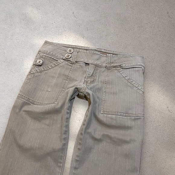 Y2k Bebop Low Rise Fitted Cropped Shorts - Picture 4 of 7